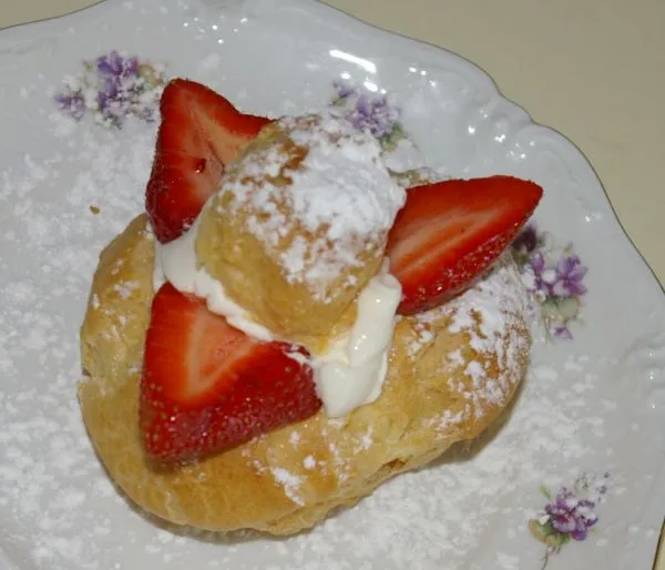 Strawberry Cream Puff